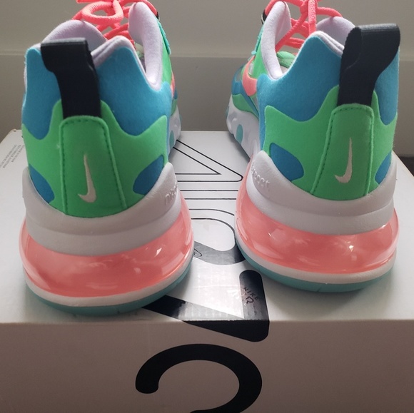 SOLD OUTSIDE OF POSH - Picture 4 of 5